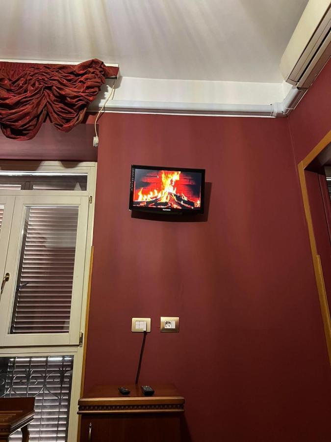 Imperial Guesthouse Рим Екстериор снимка